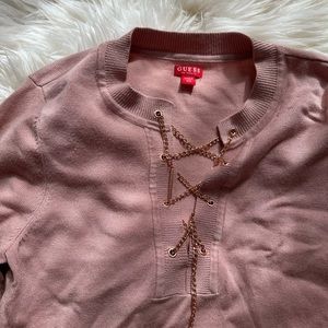 GUESS sweater with chain